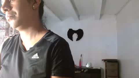 Snapshot of amelia_2023 chatting on 18, 11, 2025 amelia online show from 18, 11, 2025