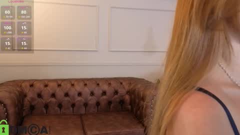 Snapshot of amelia_chillvibes chatting on 19, 10, 2025 AMELIA online show from 19, 10, 2025