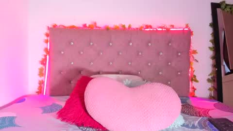 Snapshot of amelia_cole_ chatting on 25, 7, 2026 Cole online show from 25, 7, 2026