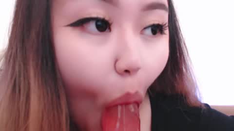 Snapshot of amelia_sunlight chatting on 10, 4, 2026 Amelia online show from 10, 4, 2026