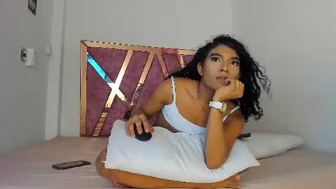 Snapshot of ameliaduval chatting on 7, 7, 2026 amelia online show from 7, 7, 2026