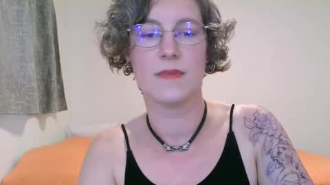 Ameliaishka online show from 11, 4, 2026