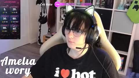 Snapshot of ameliaivory chatting on 13, 12, 2025 ameliaivory online show from 13, 12, 2025