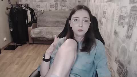 Snapshot of ameliakamishiro chatting on 2, 3, 2025 Amelia online show from 2, 3, 2025