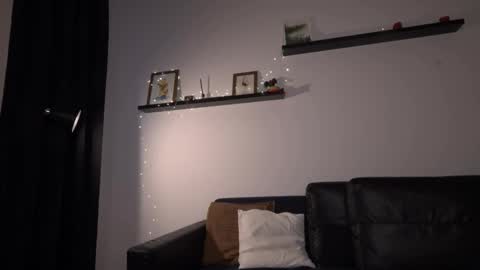 Amelia   online show from 14, 2, 2026