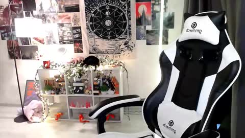 Snapshot of ameliameadd chatting on 8, 11, 2025 Amelia online show from 8, 11, 2025