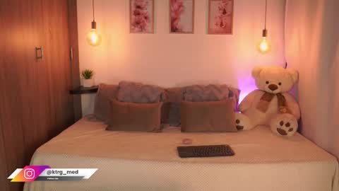    online show from 27, 9, 2025