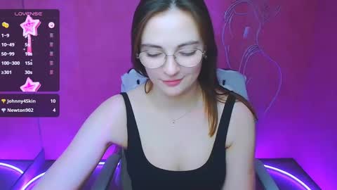Snapshot of amelie_jackson_ chatting on 2, 2, 2025 Amelie online show from 2, 2, 2025