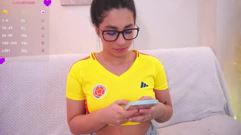 Snapshot of amelie_leigh chatting on 10, 9, 2025 Alejandra online show from 10, 9, 2025