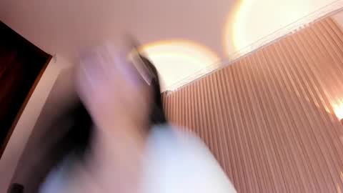 Snapshot of amelie_x chatting on 16, 4, 2026 Amelie online show from 16, 4, 2026