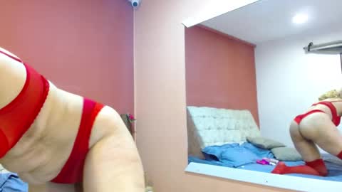 Amelie Lux online show from 11, 2, 2026