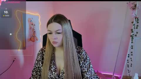 Snapshot of ameliepeach chatting on 23, 4, 2026 Amelie online show from 23, 4, 2026