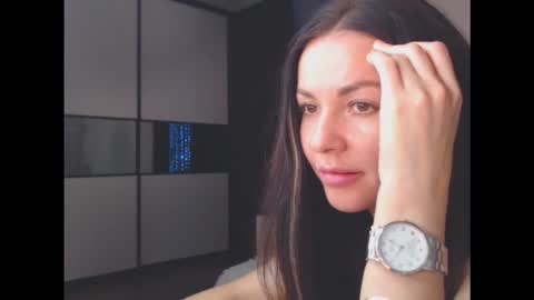 amelinamersi online show from 11, 11, 2025