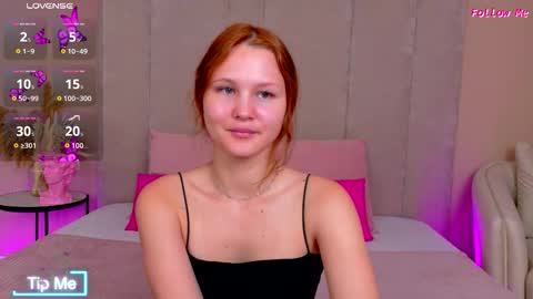 Snapshot of ameliroyse chatting on 6, 11, 2025 AmeliRoyse online show from 6, 11, 2025