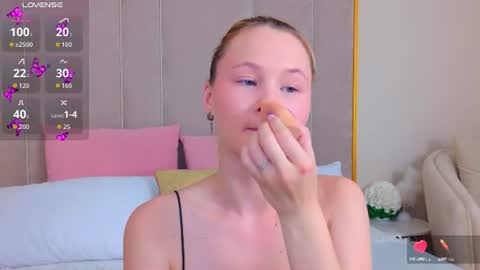 Snapshot of ameliroyse chatting on 9, 6, 2026 AmeliRoyse online show from 9, 6, 2026