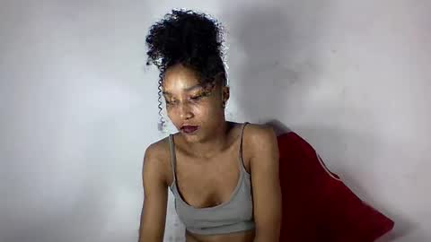 Snapshot of amelisy20005 chatting on 4, 4, 2026 amelisy20005 online show from 4, 4, 2026