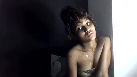 Snapshot of amelisy20005 chatting on 21, 4, 2026 amelisy20005 online show from 21, 4, 2026