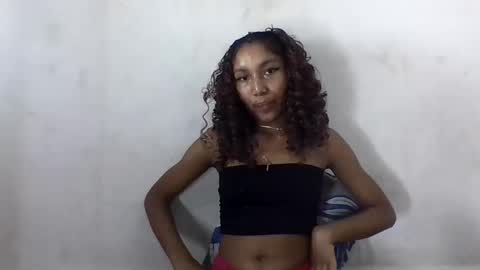 Snapshot of amelisy20005 chatting on 27, 4, 2026 amelisy20005 online show from 27, 4, 2026