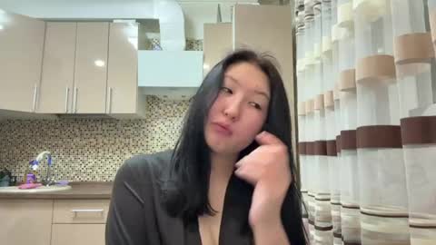 Ameliya online show from 30, 4, 2026