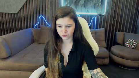 Snapshot of amellymillyy chatting on 20, 9, 2025 amellymillyy online show from 20, 9, 2025