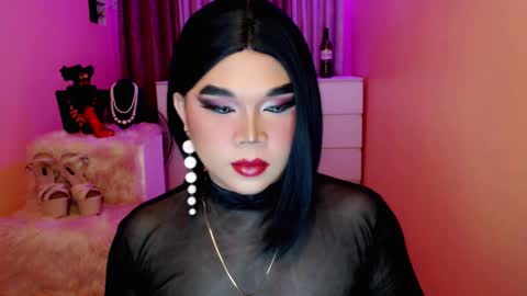 Queen Mireska online show from 28, 12, 2024