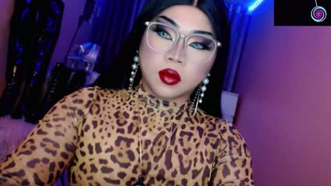 Snapshot of amiadoll chatting on 25, 3, 2026 Queen Mireska online show from 25, 3, 2026