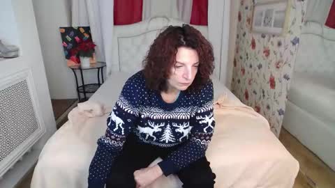 Snapshot of amihotgranny chatting on 8, 12, 2024 Ami online show from 8, 12, 2024