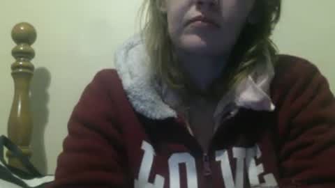 Snapshot of amileamariestar chatting on 7, 12, 2024 amileamariestar online show from 7, 12, 2024