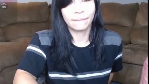 Snapshot of amilustxx chatting on 15, 4, 2026 amilust online show from 15, 4, 2026