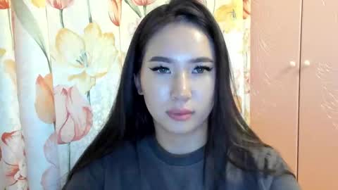 Snapshot of amina_artin chatting on 14, 10, 2025 Amina online show from 14, 10, 2025