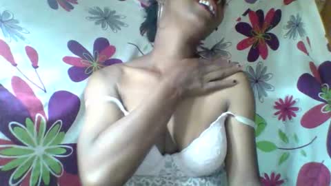 Snapshot of aminah01 chatting on 24, 2, 2026 aminah01 online show from 24, 2, 2026