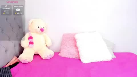 Snapshot of amira_princesswc chatting on 1, 6, 2026 amira_princesswc online show from 1, 6, 2026