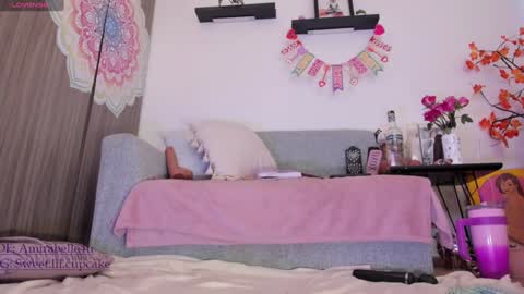 Snapshot of amiracupcake chatting on 17, 9, 2025 AMIIRA online show from 17, 9, 2025