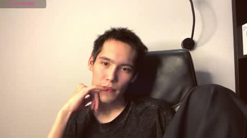 Snapshot of amiraebitsh chatting on 24, 4, 2026 amiraebitsh online show from 24, 4, 2026