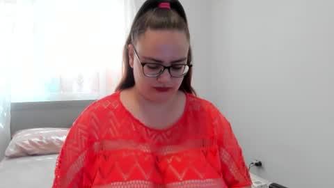 Snapshot of amiravyxen chatting on 7, 7, 2026 Amira Vyxen online show from 7, 7, 2026