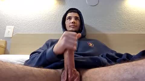 Snapshot of amiri_sweater chatting on 28, 11, 2025 amiri_sweater online show from 28, 11, 2025