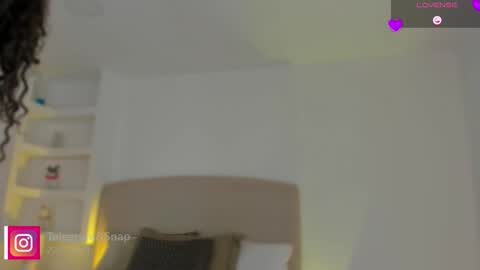 Snapshot of ammy_brown_ chatting on 14, 10, 2025 AMMY online show from 14, 10, 2025