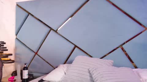 Snapshot of ammy_durand chatting on 17, 10, 2025 ammy durand online show from 17, 10, 2025