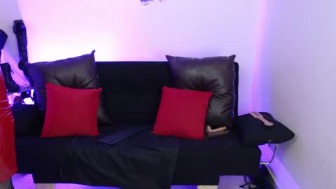 Ammy Lee online show from 2, 12, 2024