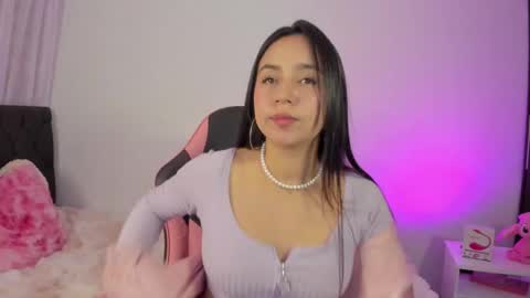 Snapshot of ammy_rodriguez_ chatting on 25, 10, 2025 Ammy  online show from 25, 10, 2025