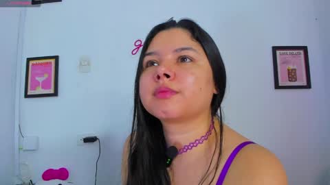 Snapshot of ammy_v chatting on 29, 5, 2026 Lu online show from 29, 5, 2026
