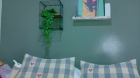 Snapshot of ammyrouse__ chatting on 15, 4, 2026 A M M Y online show from 15, 4, 2026