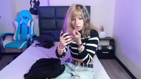 Amnesia online show from 9, 10, 2025