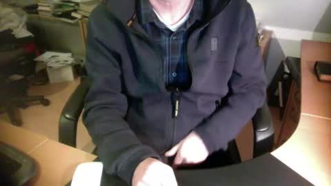 Amor2200 online show from 16, 12, 2024