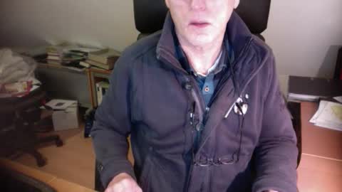 Amor2200 online show from 24, 12, 2024