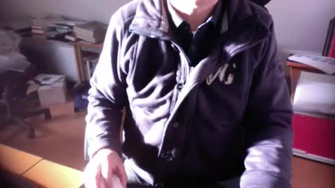 Amor2200 online show from 3, 1, 2025