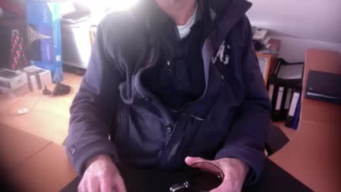 Snapshot of amor2200 chatting on 6, 1, 2026 Amor2200 online show from 6, 1, 2026