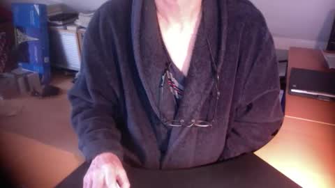 Snapshot of amor2200 chatting on 9, 1, 2026 Amor2200 online show from 9, 1, 2026