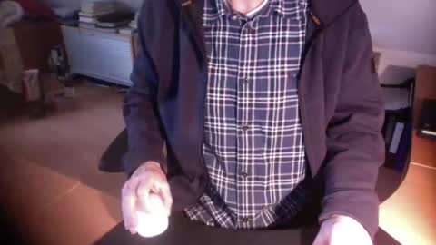 Snapshot of amor2200 chatting on 1, 2, 2026 Amor2200 online show from 1, 2, 2026