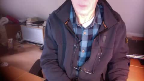Snapshot of amor2200 chatting on 3, 2, 2026 Amor2200 online show from 3, 2, 2026